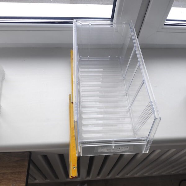 1.350 Stück Sichtlagerkasten, 4 Größen, Treston transparent