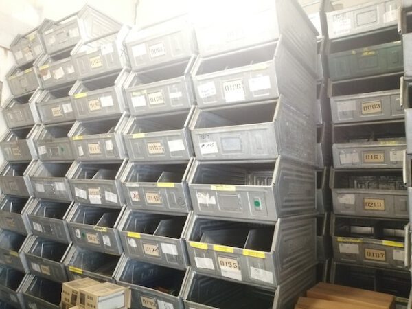 200 Stück Sichtlagerboxen / Stapelboxen, 14/7, Lager-Fix 1