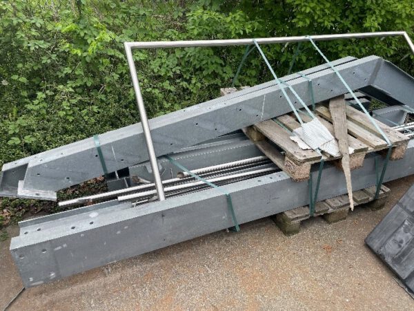 Treppe / Treppenhaus, feuerverzinkt, ca. 6,30m hoch – Bild 11
