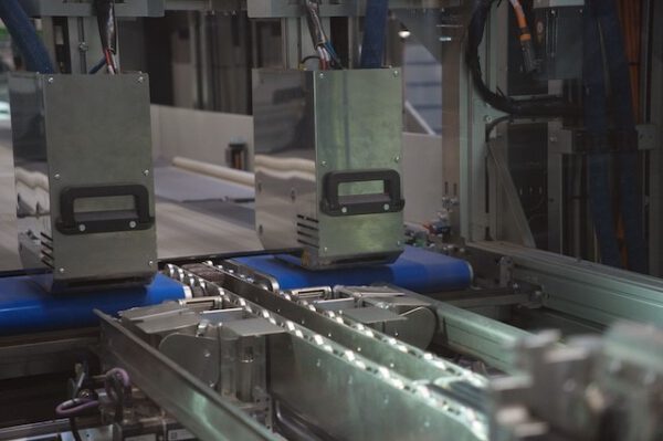Vollautom. Kartonverpackungsmaschine, individuelle Erstellung der Kartongröße pro Versandgut, Sparck, CVP Everest – Bild 11