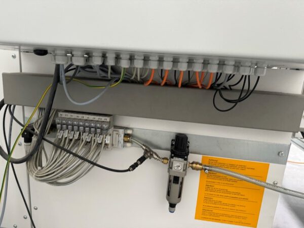 Vollautom. Verpackungsmaschine für Hängetextilien, Polypack -Vollautomat, Typ 40 inkl. Zuführstrecke – Bild 12