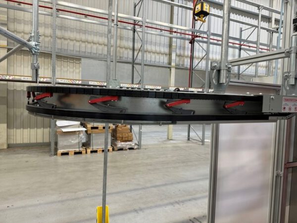 Vollautom. Verpackungsmaschine für Hängetextilien, Polypack -Vollautomat, 40XS mit bis zu 500 Vp/h, inkl. Zuführstrecke für Hängetextil – Bild 14