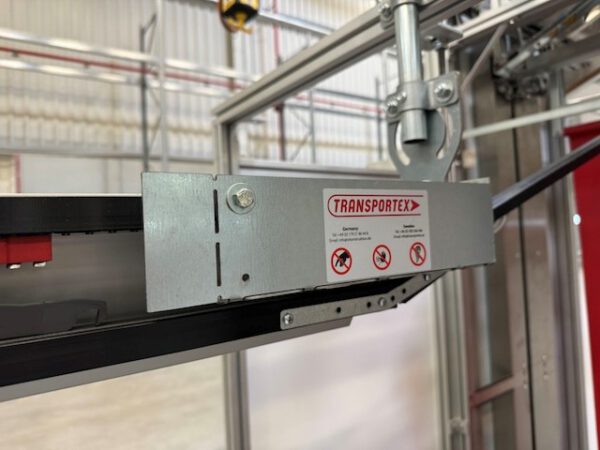 Vollautom. Verpackungsmaschine für Hängetextilien, Polypack -Vollautomat, 40XS mit bis zu 500 Vp/h, inkl. Zuführstrecke für Hängetextil – Bild 15