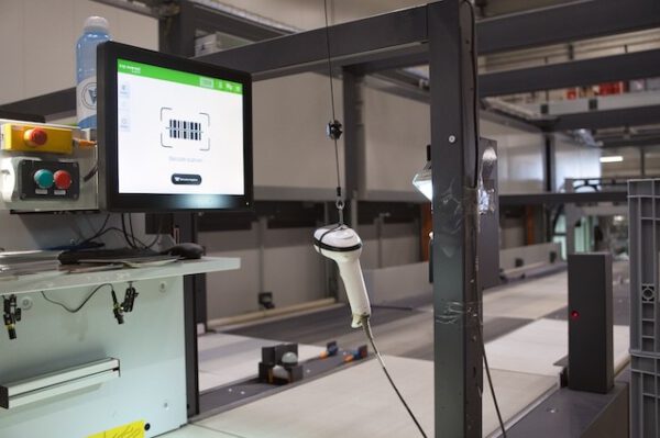 Vollautom. Kartonverpackungsmaschine, individuelle Erstellung der Kartongröße pro Versandgut, Sparck, CVP Everest – Bild 17