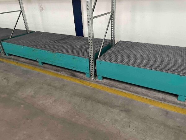 10 x Auffangwanne / Gefahrstoffwannen mit Gitterrosten, ideal zum Einstellen in Palettenregalen lagertechnik