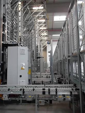 AKL mit 94.000 Behälterplätzen, max. 30kg/Behälter, 7 Gassen, 600 Behälter / Std. - gebraucht - : lagertechnik