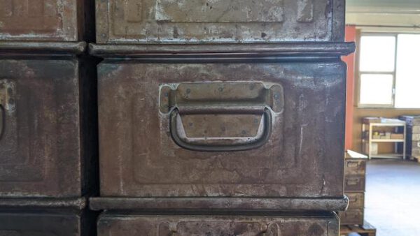 700 Stück Stapeltransportkisten, L 450 x B 300 x H 200 mm – gebraucht - :