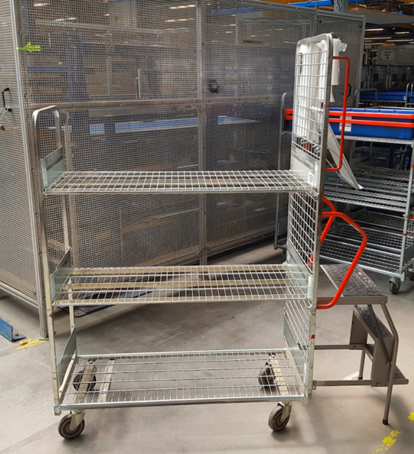 140 Stück Kommissionierwagen Wanzl, KT 3, mit Treppe und Schreibbrett - gebraucht - :
