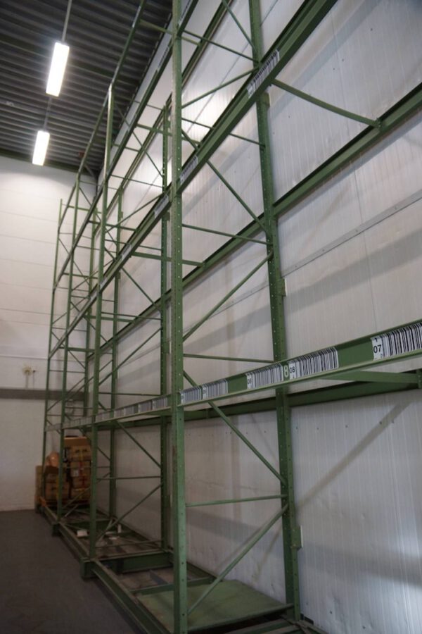 Palettenregal, max. 183 Stellplätze, ca. 7,70 bis 8,66m hoch – gebraucht - : lagertechnik
