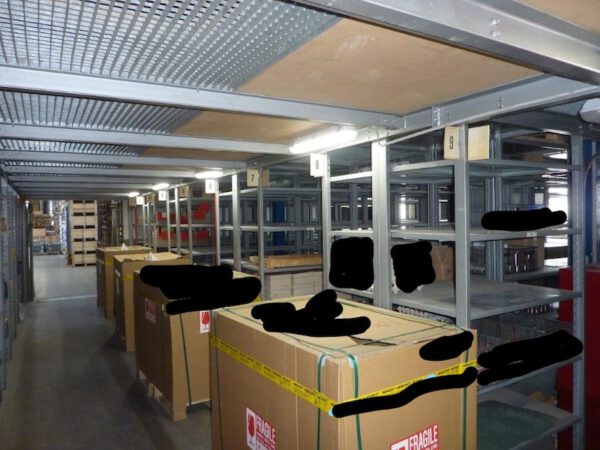 Fachbodenregalanlage, SSI Schäfer R4000, 400kg Fachlast mit verbautem Durchlaufregal / Bereitstellregal und Aufzug!! – gebraucht - :