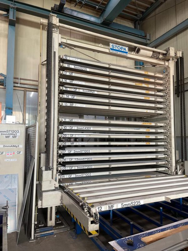 autom. Blechlagerturm für Bleche 1,50x3m, Stopa, Nutzlast 2.000kg, 19 Lagerplätze - gebraucht - :