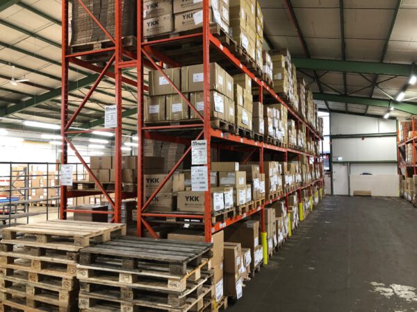 Palettenregal, REDIRACK, ca. 3,60 – 5,40m hoch, 650kg / Palette, max. 1.380 Stellplätze – gebraucht – :