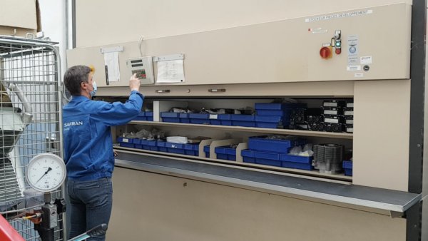 Lagerpaternoster, Megamat, Höhe ca. 3,15m, Traglast 250kg / Gondel – gebraucht -: