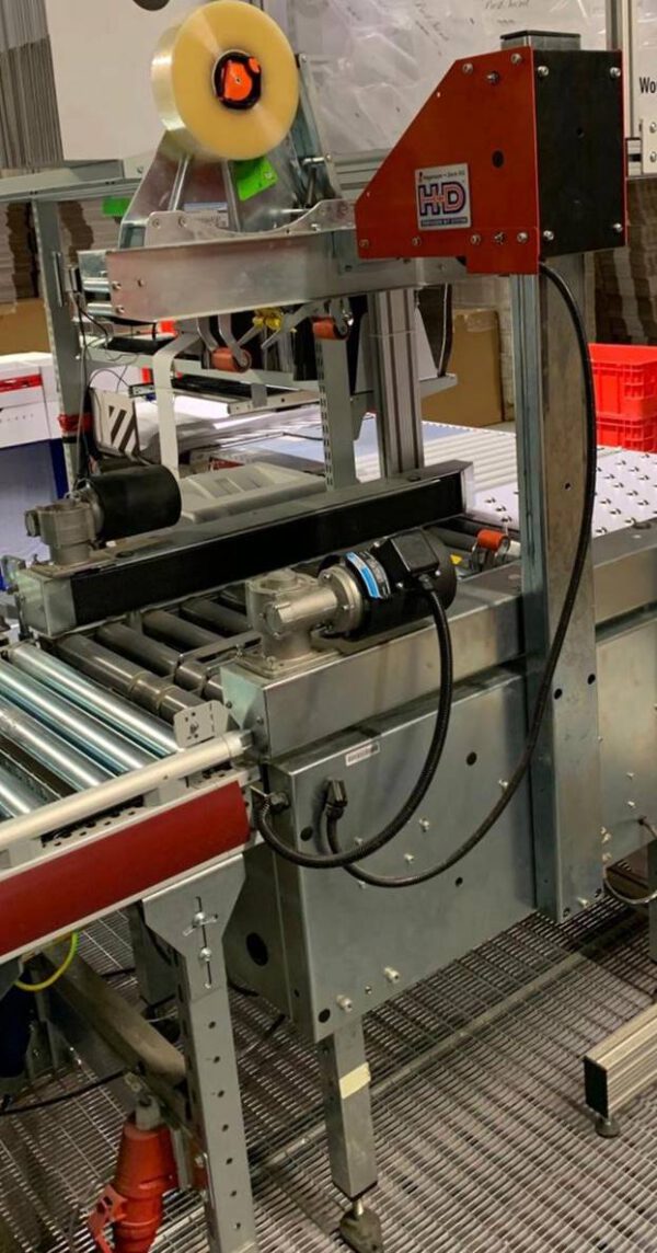 ca. 50 Stück Soco T-55 Kartonverschließer mit Klebeband und automatischer Formateinstellung – gebraucht - :