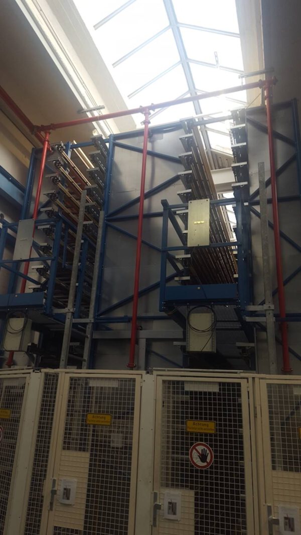 AKL (Automatisches Kleinteilelager) mit 9.700 Behälterplätze - gebraucht - :