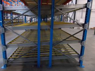 300 Stück Durchlaufregalrollenbahnen zum Einbau z.B. in ein Palettenregal - gebraucht -: lagertechnik