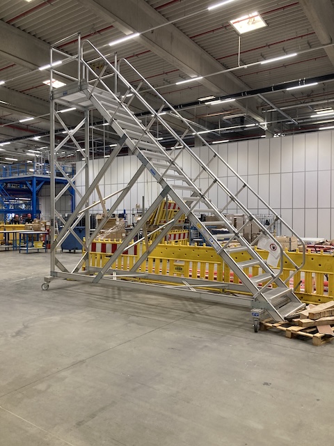 Podestleiter ca. 6m Höhe, Krause – gebraucht - : lagertechnik Podestleiter ca. 6m Höhe, Krause – gebraucht - :