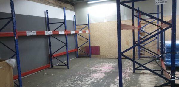 Palettenregale, ca. 3m hoch, 1.000kg/Palette, max. 1.455 Stellplätze – gebraucht – :