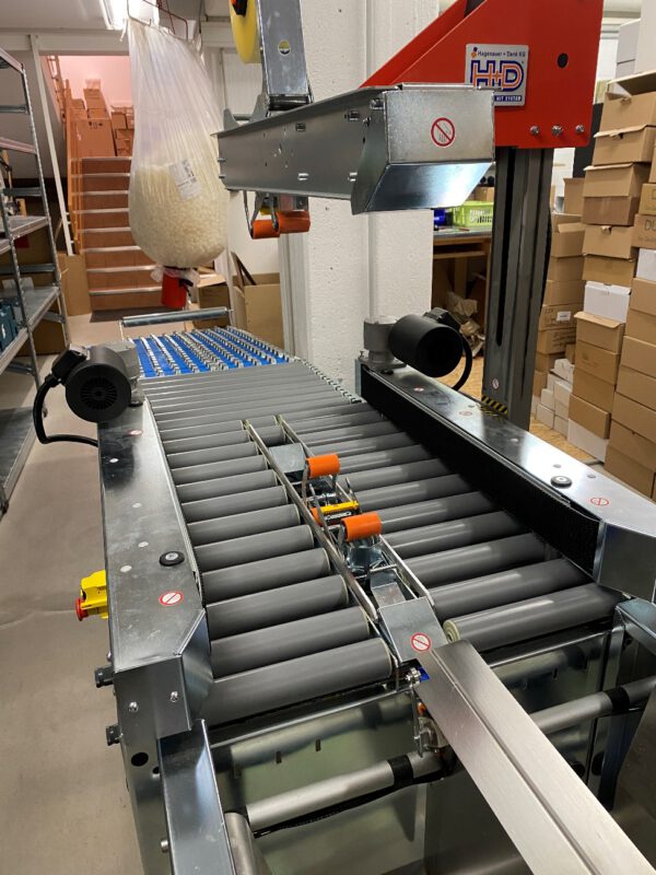 Kartonverschließmaschine, bzw. kleine Linie zum Kartonverschließen, H+D,  – wie NEU - :