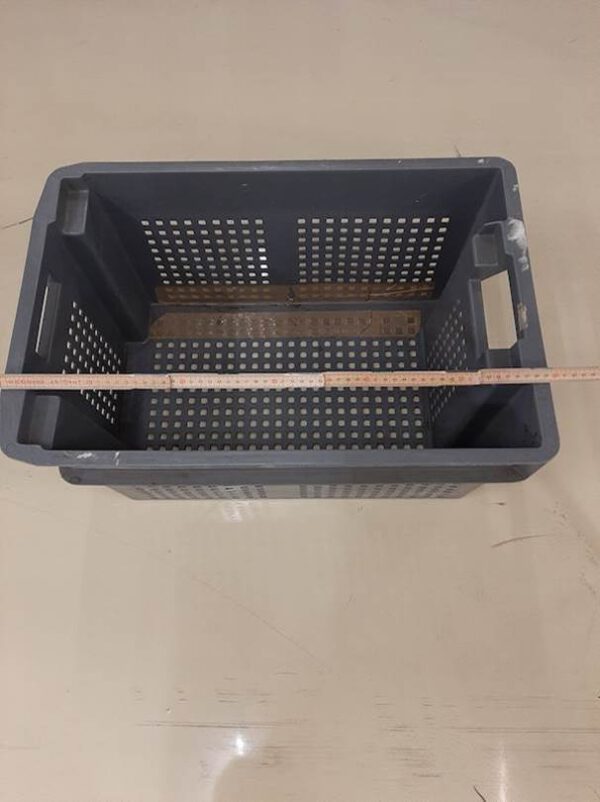 über 2.000 Stück Euro Drehstapelbehälter, Allibert, 600x400x300, nestbar, stapelbar – gebraucht - :