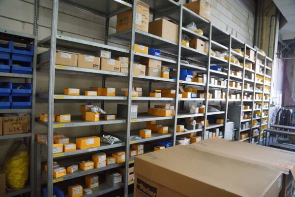 Fachbodenregale, Meta oder Bito, ca. 3,07m hoch, 8 Felder  – gebraucht - :
