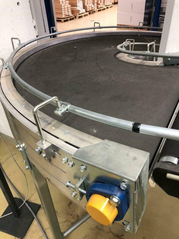 2 Stück Kurvengurtförderer 180 Grad, Helix für Steigbänder mit SEW – gebraucht -: