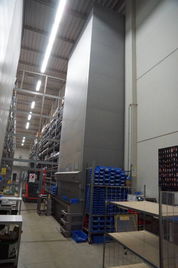 Lagerpaternoster, Kardex, 400kg / Gondel, Höhe ca. 9,40m – gebraucht -: lagertechnik