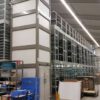 3 – stockige Fachbodenregalanlage, SSI Schäfer, ca. 699 Felder mit Aufzug, Freifläche im 2ten OG – gebraucht, sehr guter Zustand - :