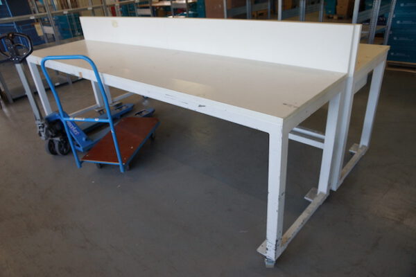 7 Stück Arbeitstisch, rollbar- gebraucht - :
