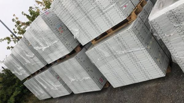 Fachböden für Fachbodenregale, Meta, Böden 1,30 x 0,30m – gebraucht - : – Bild 2
