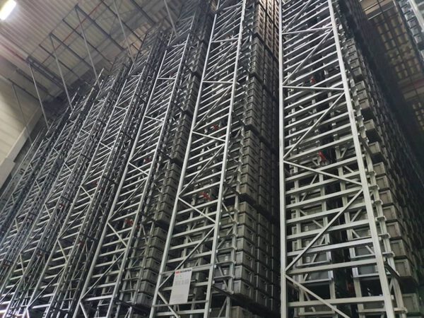 AKL / KTL (Automatisches Kleinteilelager) mit 90.000 Kisten (600x400x 220mm bzw. 320mm) inkl. Kisten - gebraucht - : – Bild 4