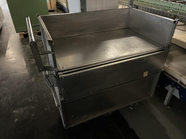 44 Stück Federbodenwagen – gebraucht – : lagertechnik
