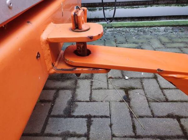 3 Stück 2 To Industrieanhänger / Schwerlasttransportanhänger für innerbetrieblichen Transport mit Planenaufbau– gebraucht - : – Bild 2