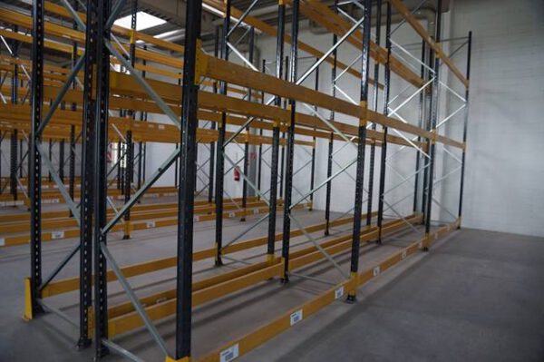 Palettenregal, Rahmenhöhe 5,70m. mind. 500kg / Palette, max. 399 Stellplätze – gebraucht - : lagertechnik