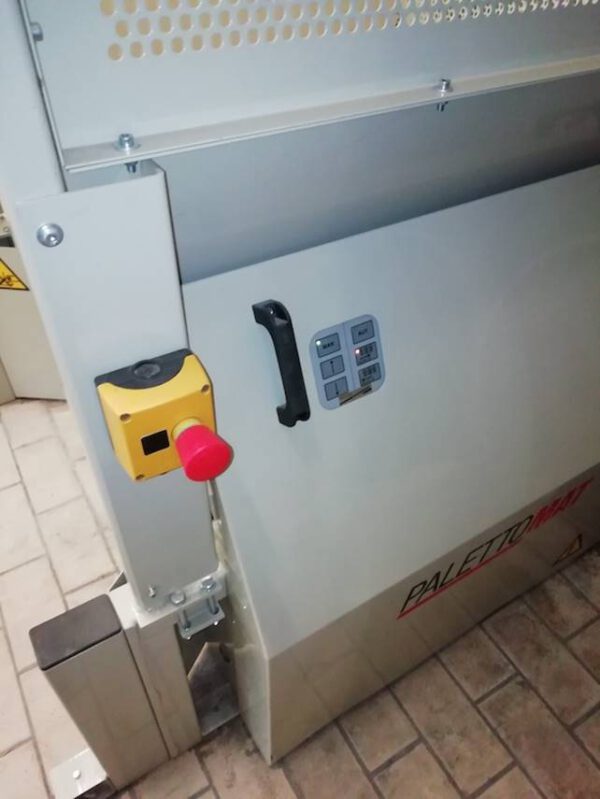 Palettenstapler für bis zu 15 Europaletten – gebraucht - : – Bild 2
