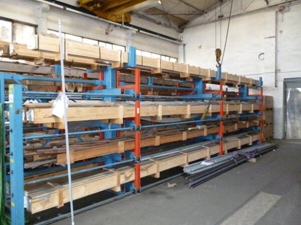 4 x doppelseitiges Roll-Aus- Regal für Langgut bis ca. 10m, 2,5 to pro Auszug bzw. 5 To. Pro Ebene – gebraucht - : lagertechnik