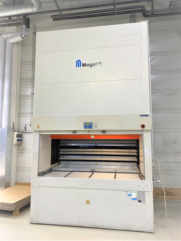 Liftsysteme, Megamat, Höhe 4m, ca. 215kg / Tablar, Maße pro Tablar: 2m x 0,612m – gebraucht -: – Bild 2