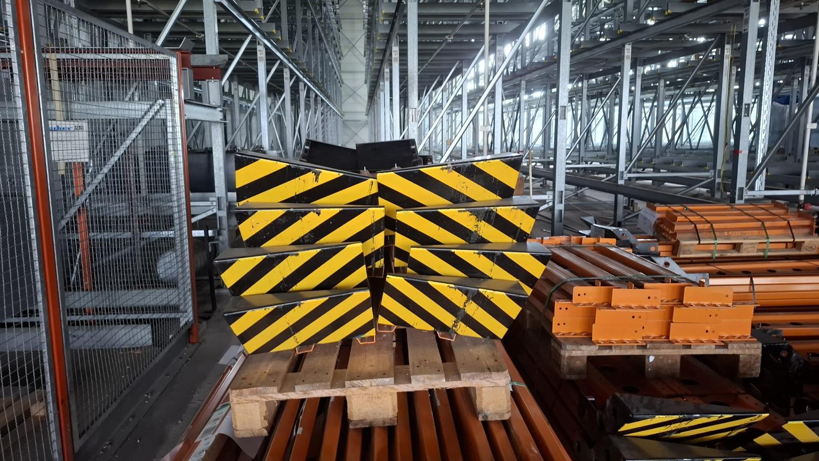 134 Stück, Flankenschutz / Rahmenschutz / Anfahrschutz / Leitplanke für Palettenregale, Einzelreien und Doppelreihen, Nedcon - gebraucht - : lagertechnik 134 Stück, Flankenschutz / Rahmenschutz / Anfahrschutz / Leitplanke für Palettenregale, Einzelreien und Doppelreihen, Nedcon - gebraucht - : – Bild 16