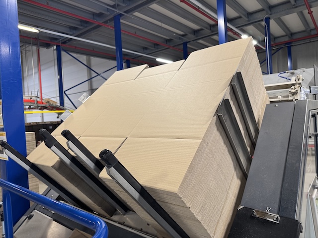 2x Kartonsverpackungsmaschine, Kartonaufrichter, B&E Equipment / I-Pak – gebraucht - : lagertechnik 2x Kartonsverpackungsmaschine, Kartonaufrichter, B&E Equipment / I-Pak – gebraucht - : – Bild 2