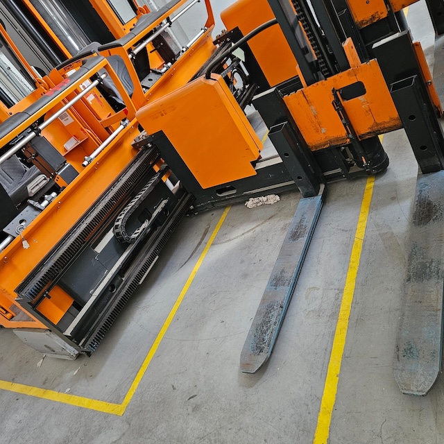 4x Schmalgangstapler (Man-up), Still MX-X, für Palette und auch für Corletten – gebraucht - : lagertechnik 4x Schmalgangstapler (Man-up), Still MX-X, für Palette und auch für Corletten – gebraucht - : – Bild 2