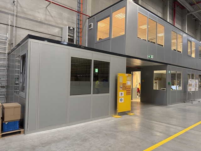Lagerbüros, Raum-im-Raum-System, 2 geschossig mit Treppe, 2 große und ein kleiner Raum – gebraucht - : lagertechnik Lagerbüros, Raum-im-Raum-System, 2 geschossig mit Treppe, 2 große und ein kleiner Raum – gebraucht - : – Bild 2