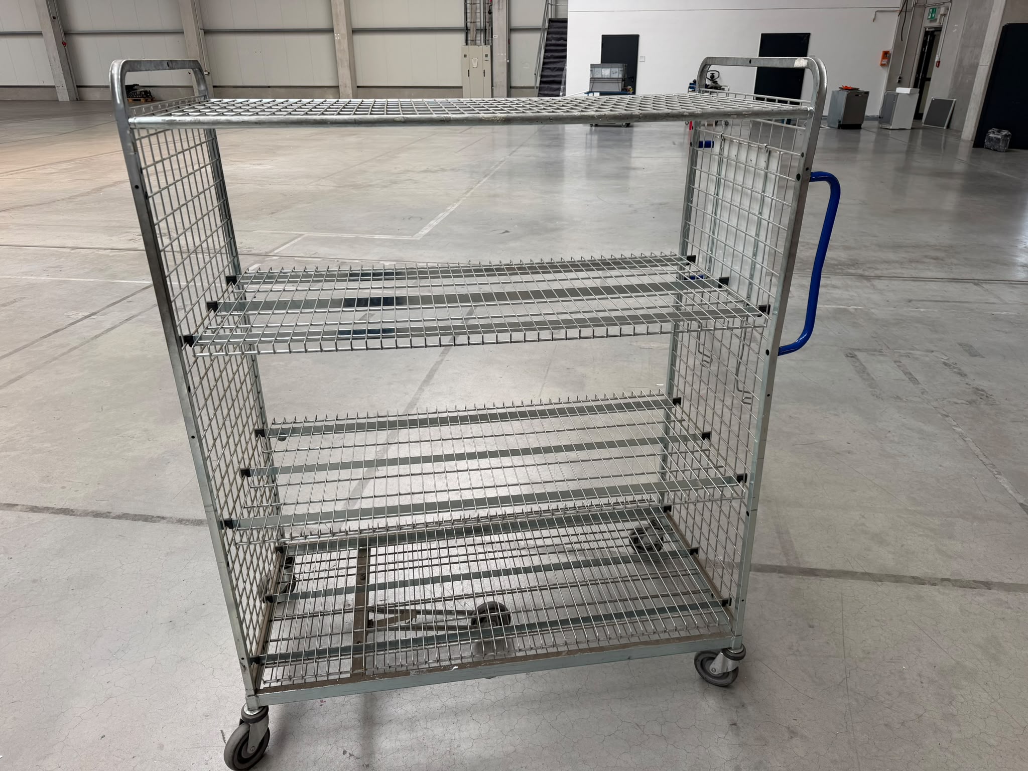 3 Stück Kommissionierwagen, Wanzl KT3 1297– gebraucht - : lagertechnik 3 Stück Kommissionierwagen, Wanzl KT3 1297– gebraucht - : – Bild 2
