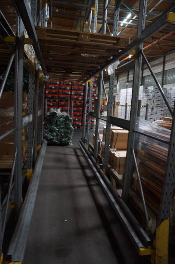 3 x Einfahrregale, gesamt ca. 216 Palettenplätze, max. 800kg pro Palette – gebraucht - : – Bild 3