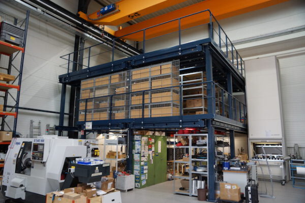 Lagerbühne, Bodenebene plus 2 Ebenen, 500kg/m2, Grundfläche 56m – gebraucht - : – Bild 2