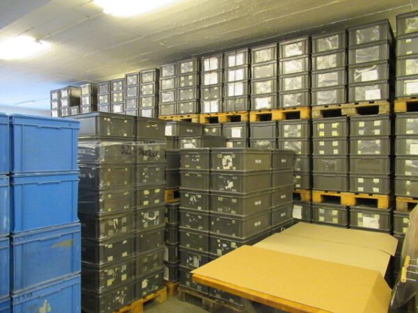 1.500 Stück, RAKO-Behälter, 600x400x220mm – gebraucht - : – Bild 2