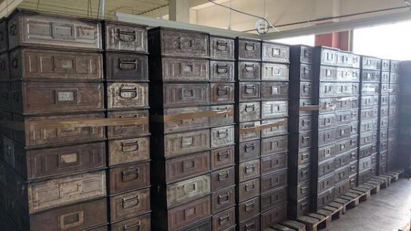 700 Stück Stapeltransportkisten, L 450 x B 300 x H 200 mm – gebraucht - : – Bild 3