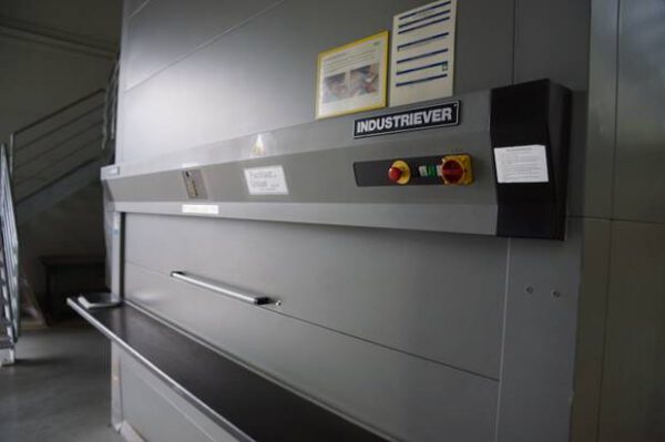 Lagerpaternoster, Kardex, 317kg / Gondel, Höhe 6,20m – gebraucht -: – Bild 3