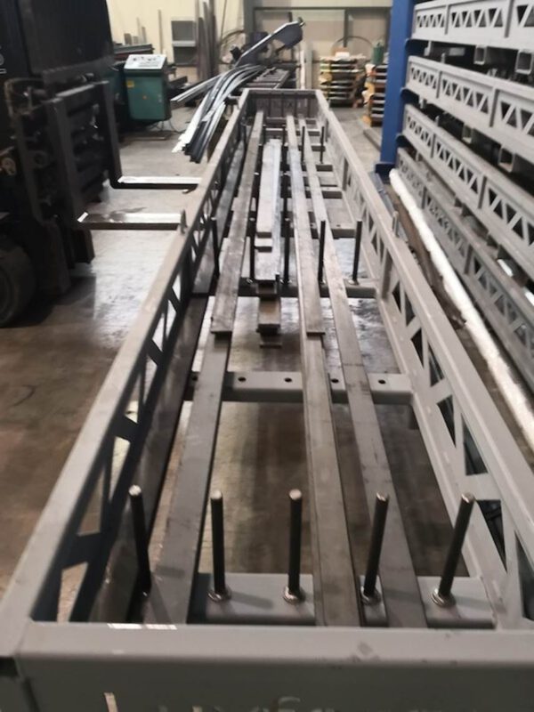 Manueller Langgutlagerturm, 2to / Kassette, 14 Kassetten, max.. 6,30m Kassettenlänge – gebraucht - : – Bild 3