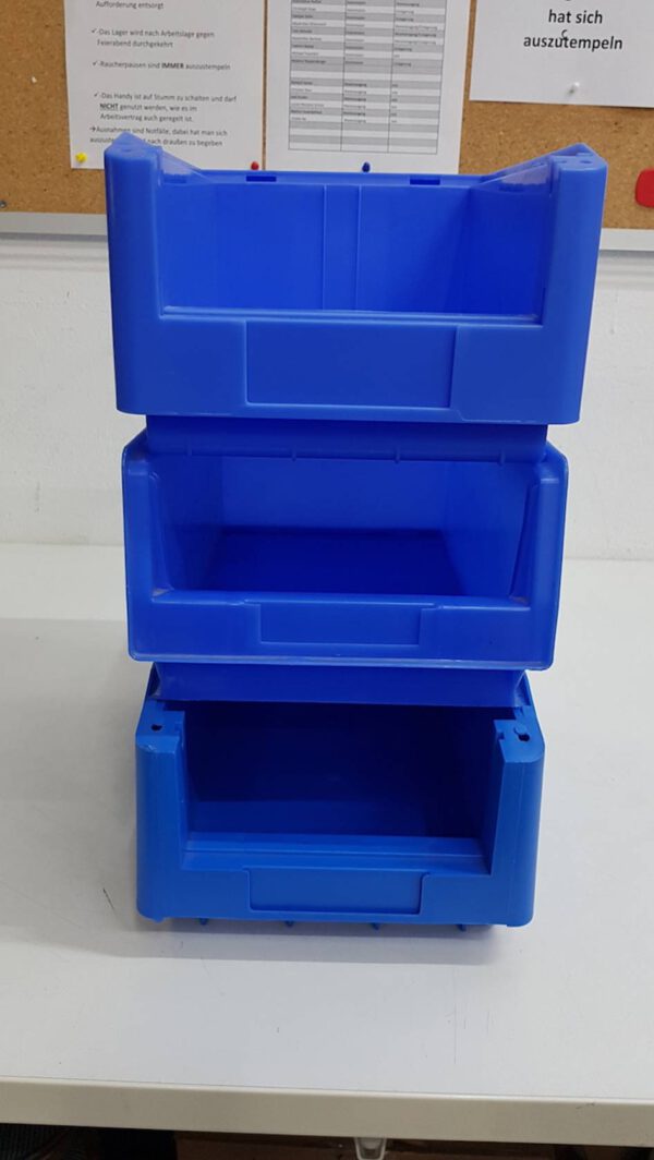 1.200 Stk. Stapelbehälter, 320x200x145mm - gebraucht - :