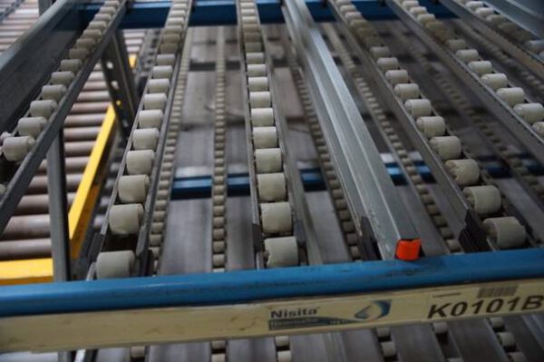 Bito Durchlaufregal bzw. Bereitstellregale, gesamt 12 Felder – gebraucht - : – Bild 3